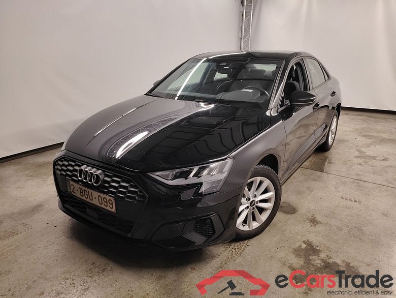 Audi A3 Berline 2.0 TDi 30 85kW S tronic Business Edit. 4d #1