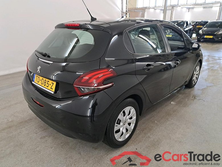 Peugeot 208 Active 1.2 VTi 82pk 5d #2