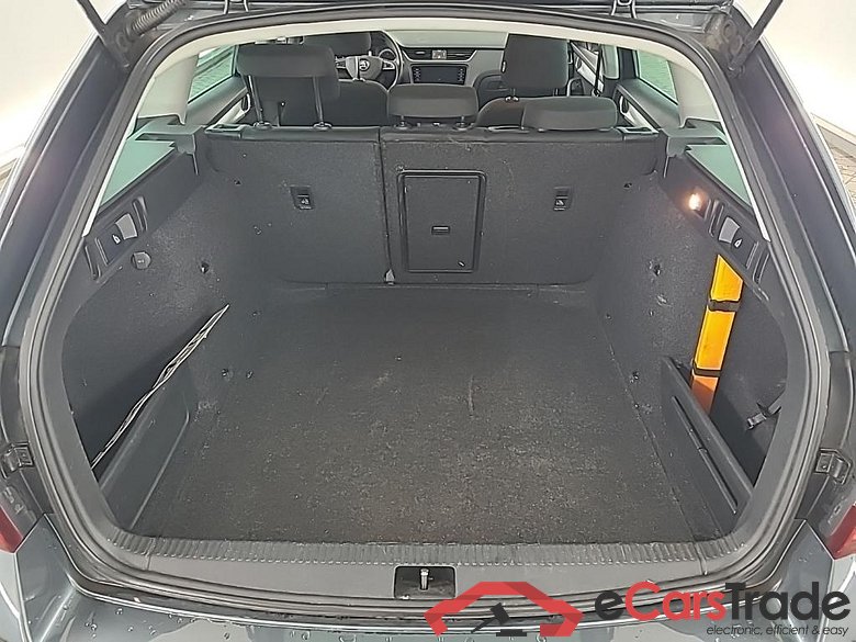 SKODA Octavia Combi 1.5 TSI Sport Bns #5