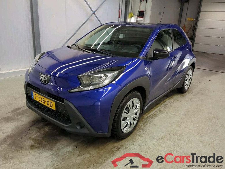 TOYOTA Aygo X 1.0 VVT-i MT Play #1