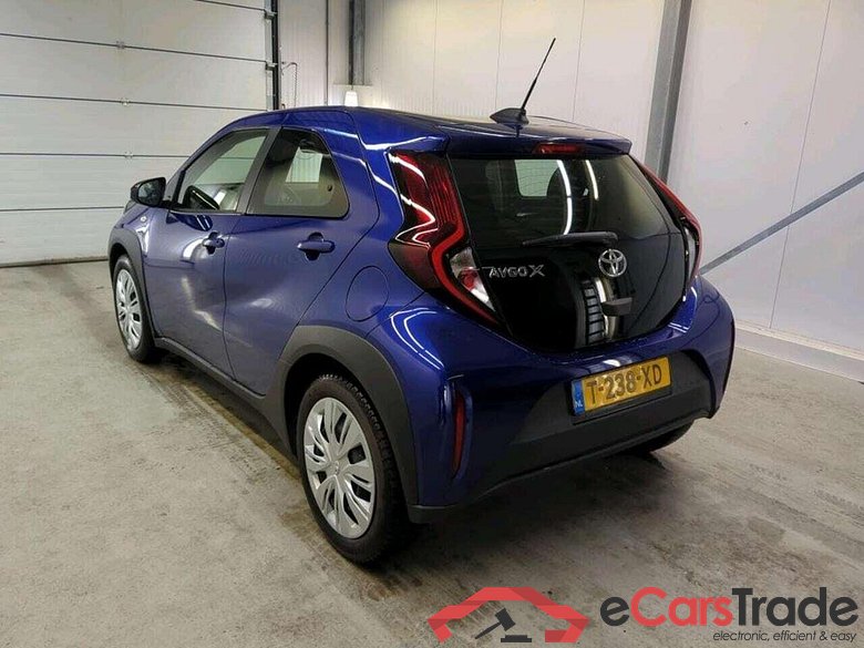 TOYOTA Aygo X 1.0 VVT-i MT Play #6
