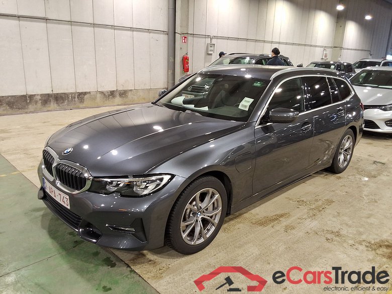 BMW 3 TOURING - 2019 330eA PHEV