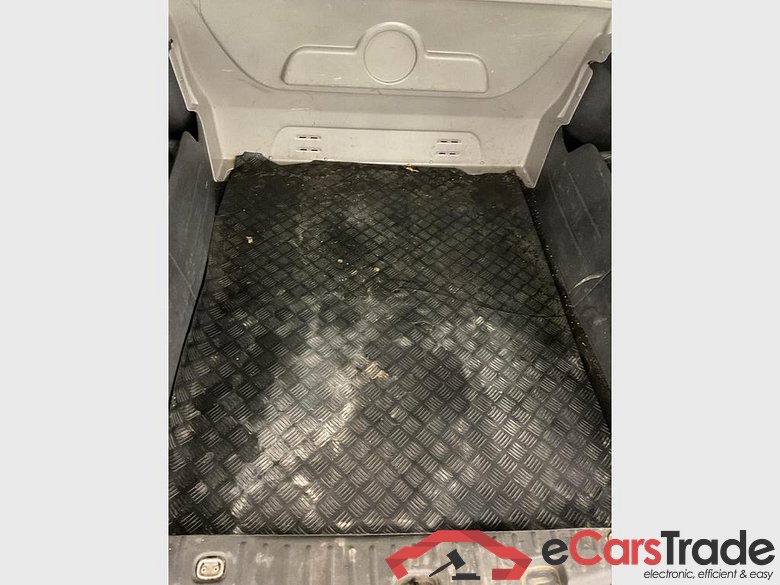 VOLKSWAGEN Caddy Maxi Life 2PLC Caddy Maxi Trendline 7-places  2,0 l TDI  140ch (103KW) Boîte manuelle 6 vitesses #5