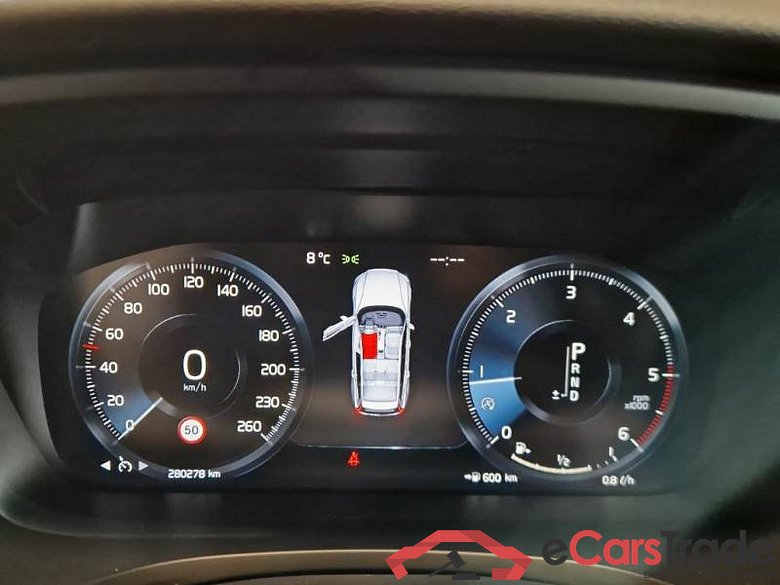 VOLVO V60 / 2018 / 5P / STATION WAGON D3 GEARTRONIC BUSINESS #4