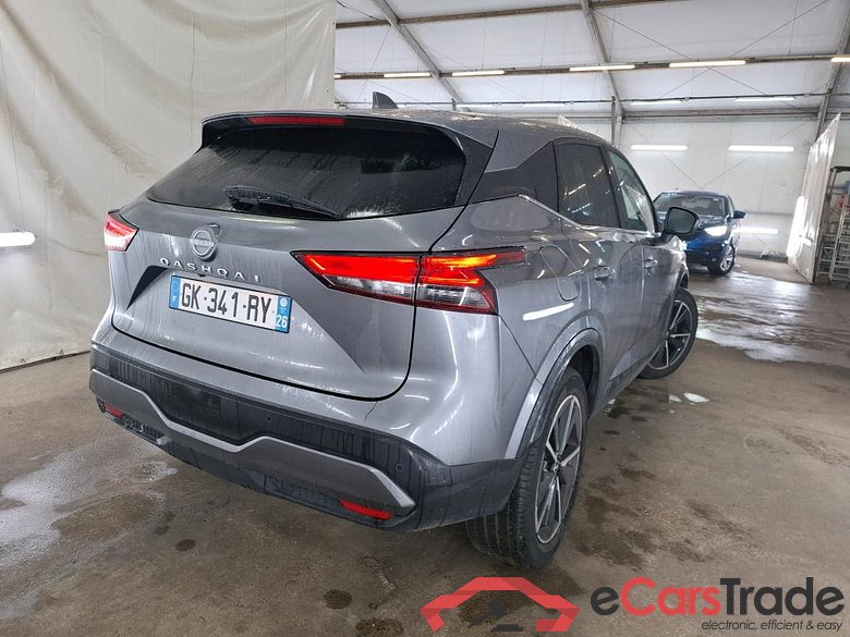 NISSAN Qashqai / 2021 / 5P / Crossover 1.3 MHEV 158ch Xtronic Tekna #3