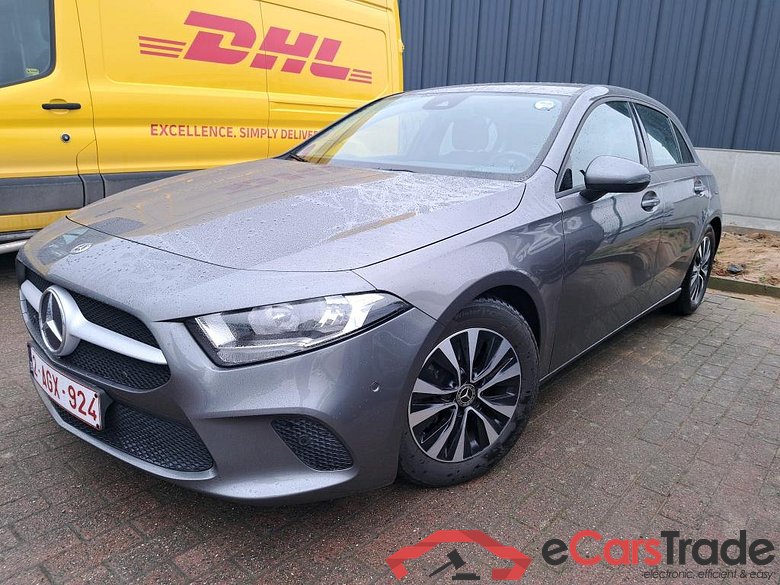 MERCEDES-BENZ A-CLASS 2.0 A 180 D DCT BUSINESS SOLUTION