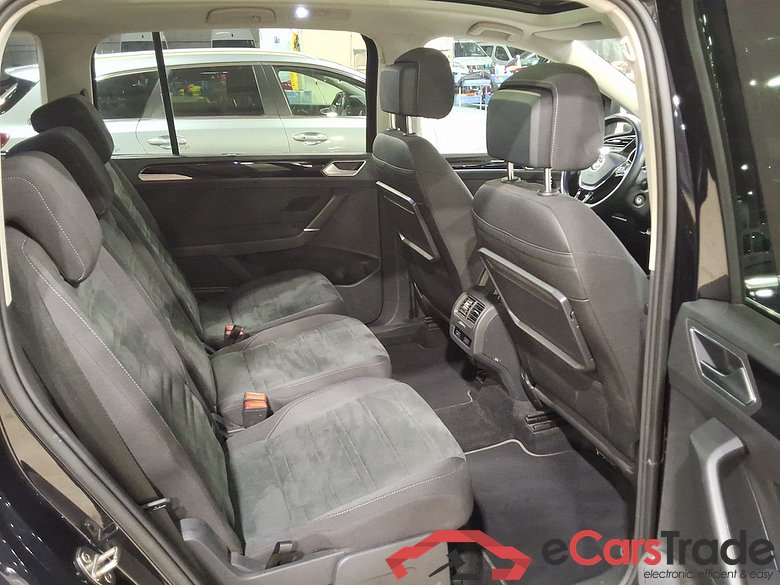 VOLKSWAGEN TOURAN - 2015 1.5 TSI ACT Highline OPF DSG #5