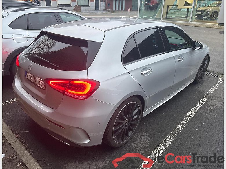 MERCEDES-BENZ A 180 AMG Line #2