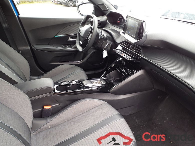 Peugeot 2008 1.2 PureTech Allure Aut. LED 1/2 Leather Camera Klima PDC ... #5