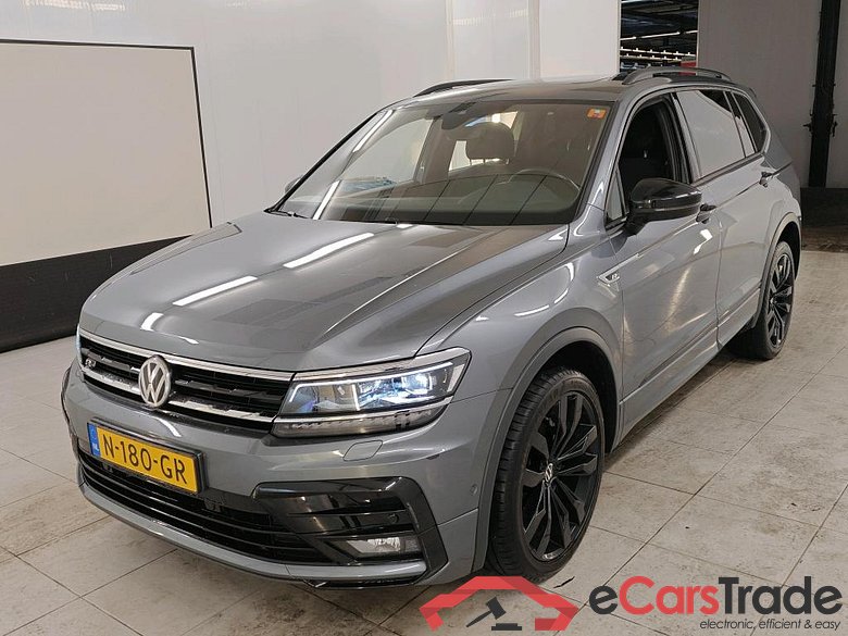 Volkswagen Tiguan Allspace 1.5 TSI DSG Highline Business R + Pano, Black Style pakket, 20 inch