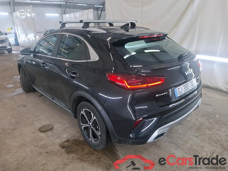 KIA XCeed / 2019 / 5P / Crossover 1.6 GDI ISG ISG PHEV ACTIVE BUS DCT6 #2