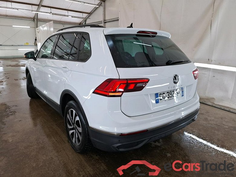 VOLKSWAGEN Tiguan / 2020 / 5P / SUV 2.0 TDI 150 DSG7 Active(SP) #2