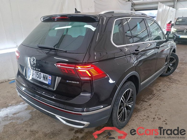 VOLKSWAGEN Tiguan / 2020 / 5P / SUV 1.4 eHybrid 245 DSG6 Elegance #3