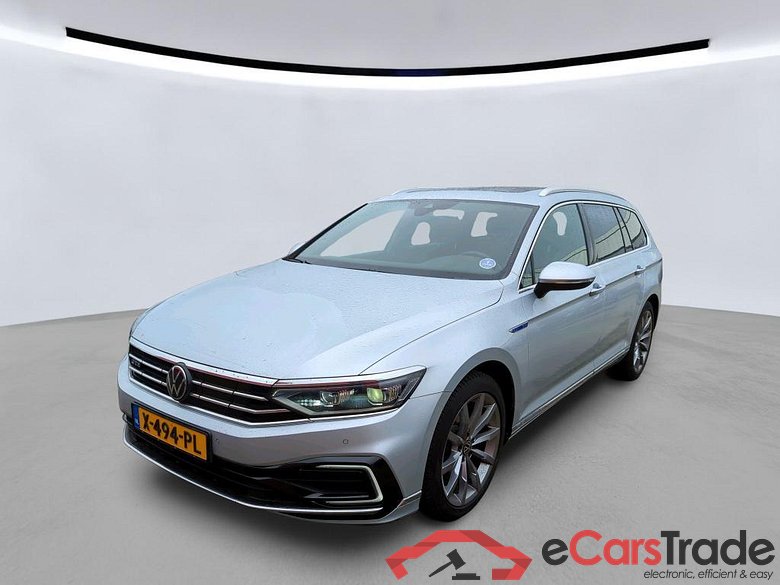 VOLKSWAGEN Passat Variant 115 kW #1