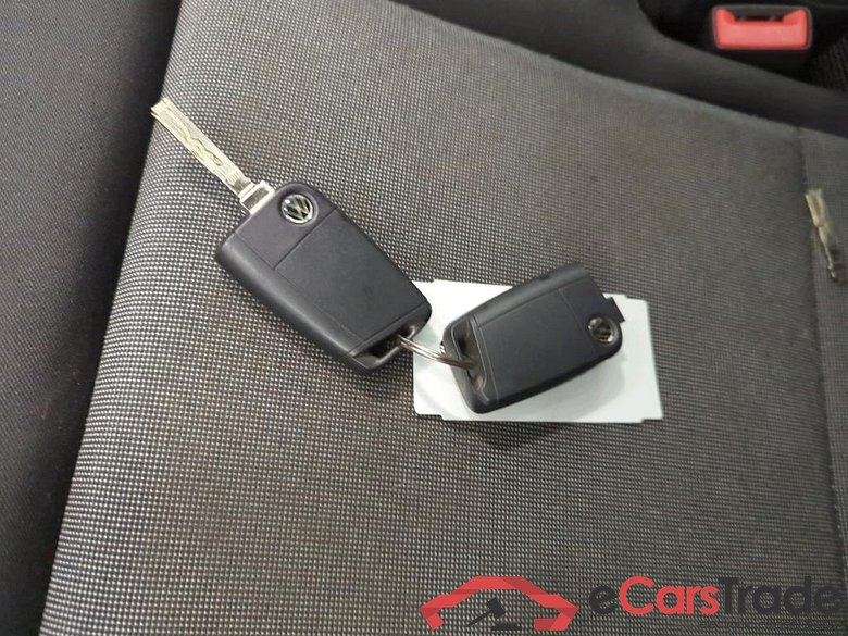 VOLKSWAGEN Crafter 75 kW #6