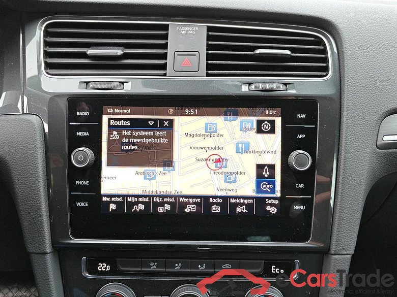 VOLKSWAGEN e-Golf 100 kW #3