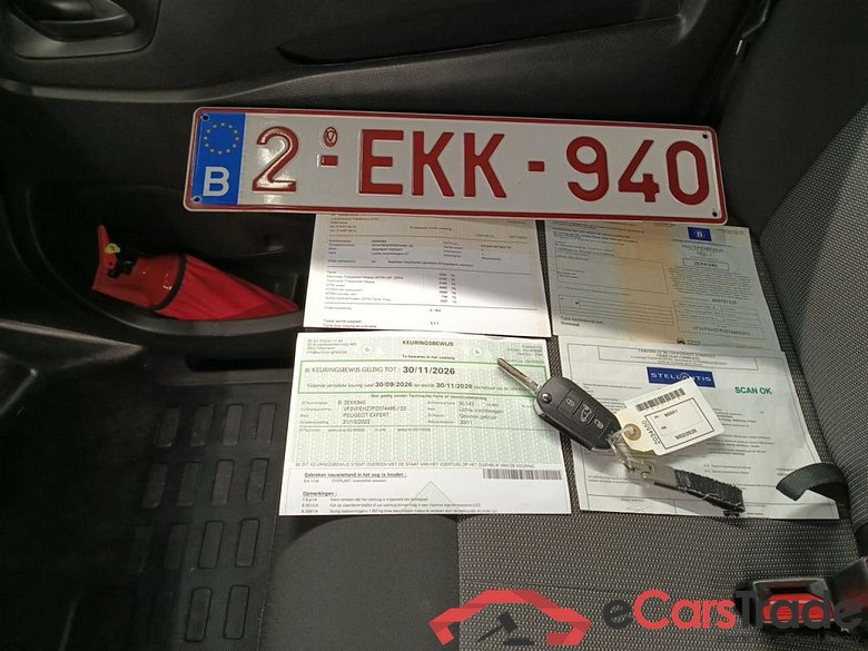 Peugeot Expert Long DC L3 2.0 BlueHDi 180 EAT8 4d #6