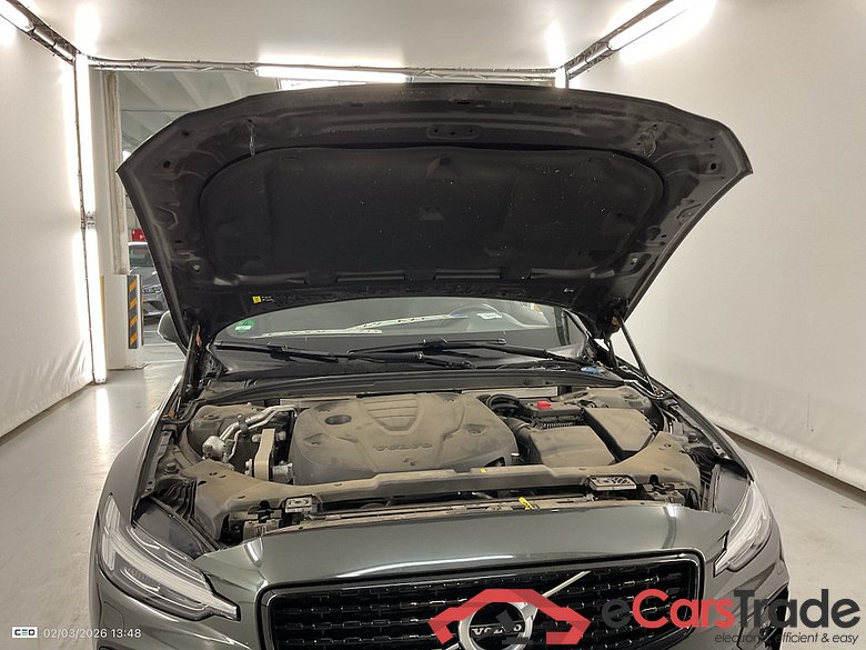 VOLVO V60 DIESEL - 2018 2.0 D3 R-Design Geartronic #6