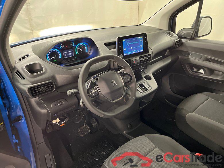 Peugeot e-Partner VAN 50 kWh Peugeot e-Partner VAN 50 kWh *Rear camera, Wooden floor  #5