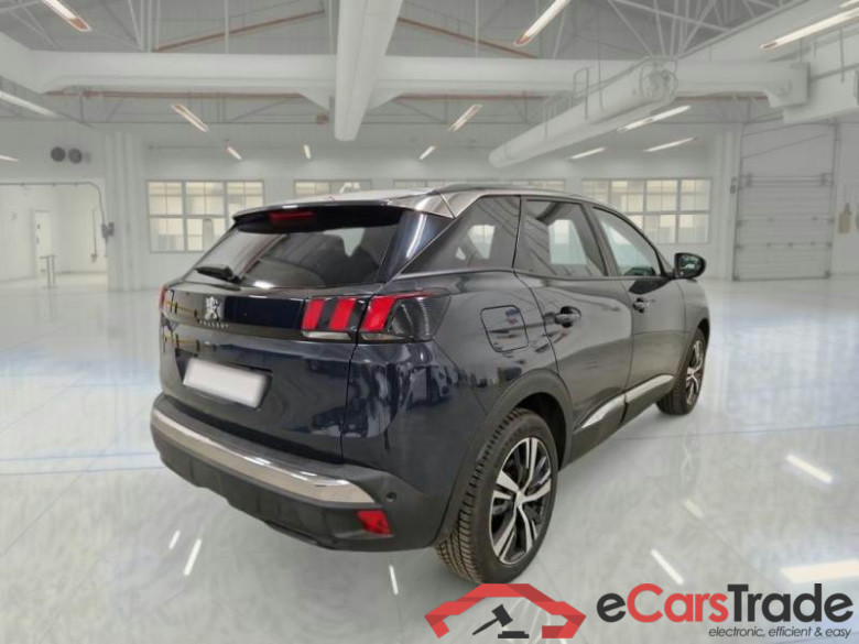 PEUGEOT 3008 / 2016 / 5P / SUV PURETECH TURBO 130 EAT8 SeS ALLURE #2