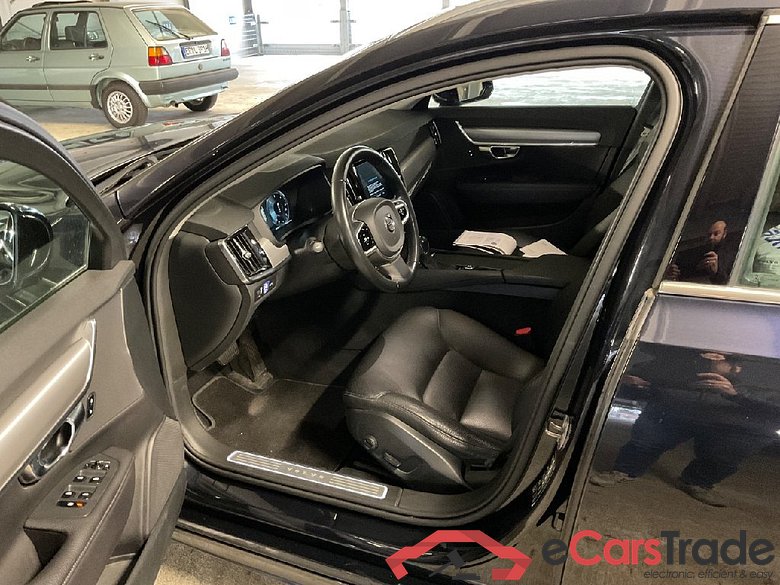 V90 Kombi Momentum AWD 2.0 D4 140KW AT8 E6dT #4