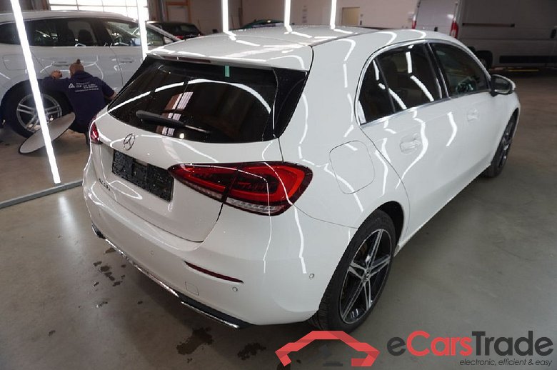 MERCEDES-BENZ A-Klasse A 250 e 8G-DCT Progressive 5d 118kW #2