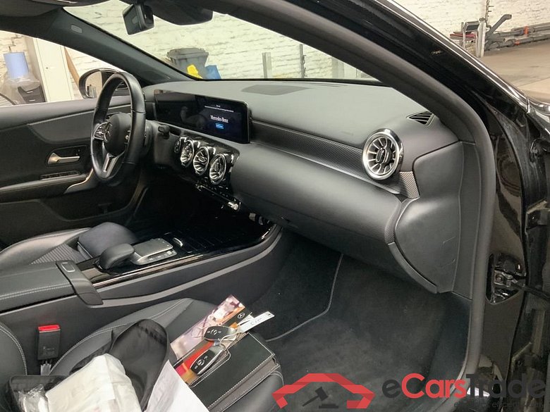 MERCEDES-BENZ A-Klasse A 200 d 8G-DCT Progressive 5d 110kW #3