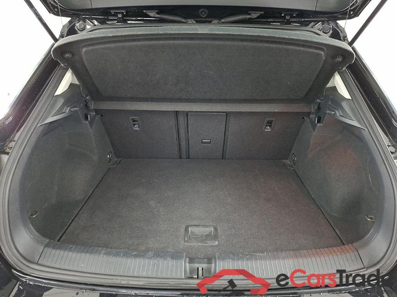 VOLKSWAGEN T-Roc 1.0 TSI 81kW Style 5D #5