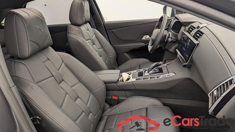 DS DS 7 Hybride Rechargeable E-Tense 360 EAT8 4x4 Performance #1