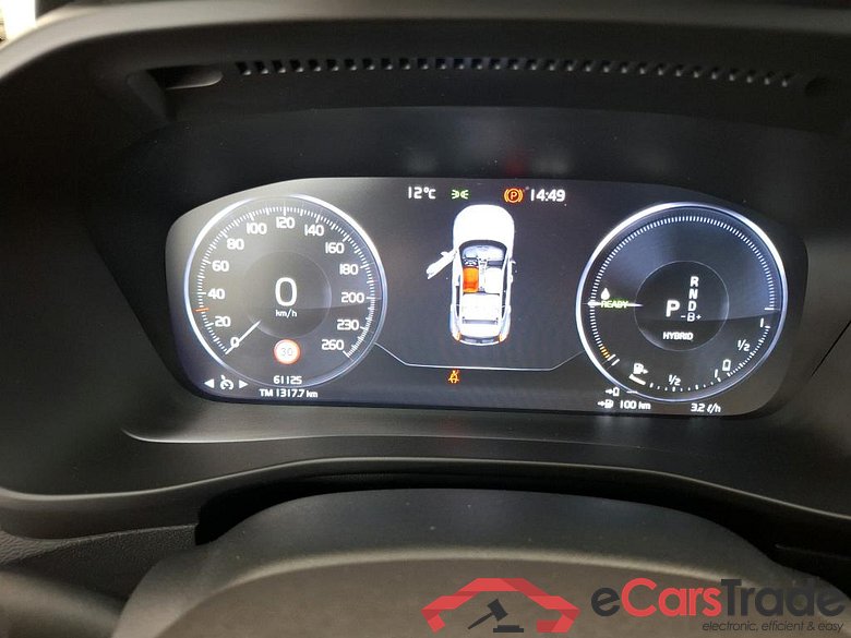 VOLVO XC40 / 2017 / 5P / SUV Recharge T5 262 DCT7 Inscription Busi #6