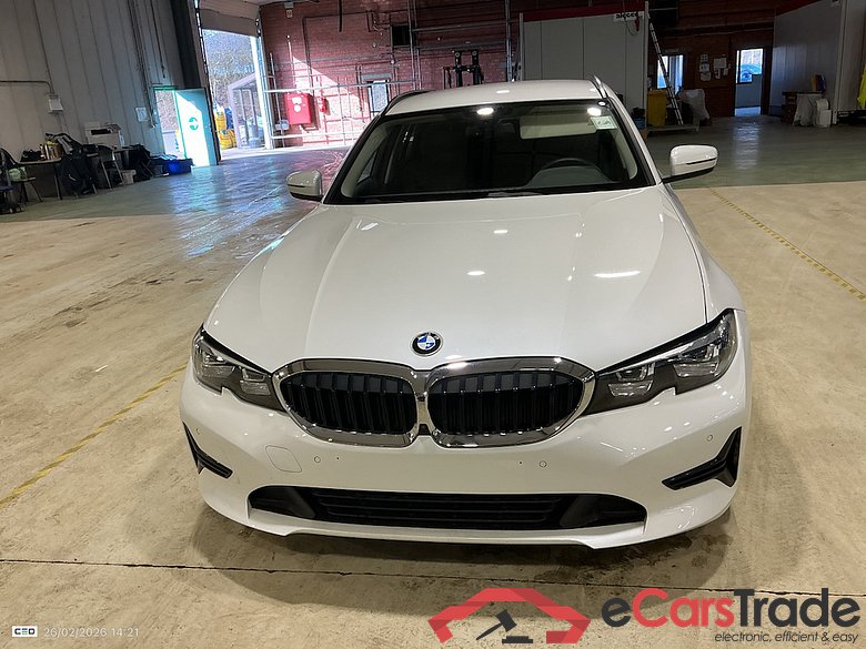 BMW 3 SERIES TOURING 2.0 318DA (100KW) TOURING #2