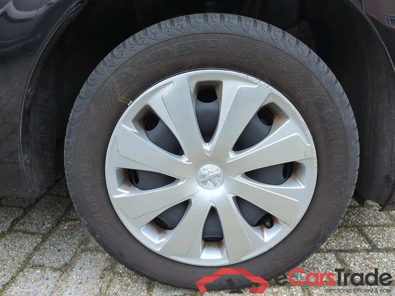 PEUGEOT 108 53 kW #6