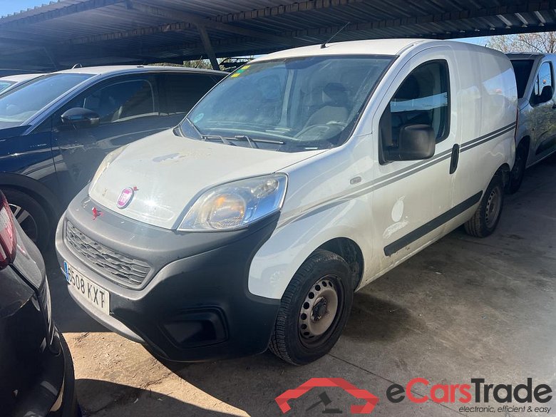 FIAT Fiorino / 2016 / 3P / furgón derivado de turismo Cargo Base 1.3 Mjet 59kW (80CV) E6