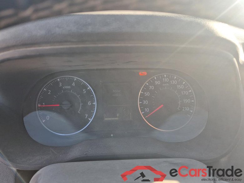 DACIA Duster / 2018 / 5P / todoterreno Prestige Bl. dCi 85kW(115CV) 4X4 #4