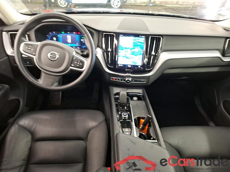 VOLVO XC60 / 2021 / 5P / SUV Recharge T6 340 Geartro Inscription Busi #5
