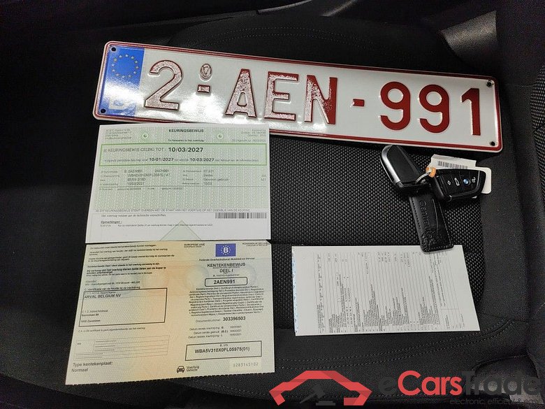 BMW 3 Reeks Berline 318dA (100 kW) 4d #4