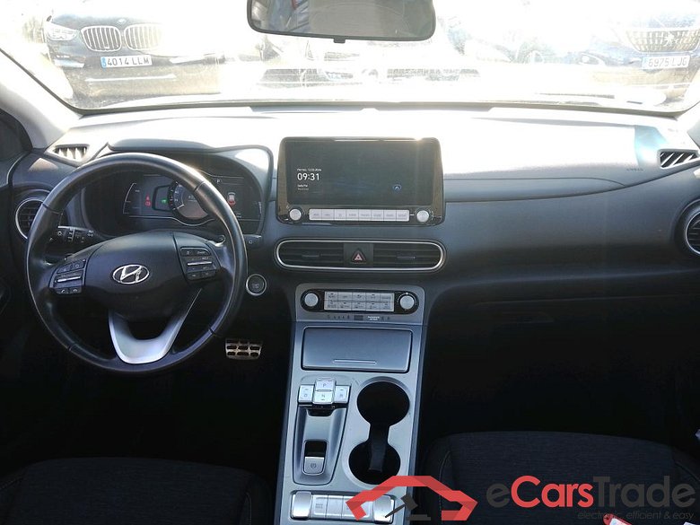 HYUNDAI Kona / 2017 / 5P / todoterreno 150kW EV Klass 484km #3