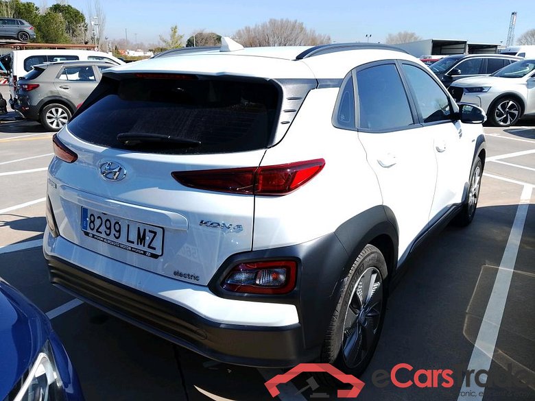 HYUNDAI Kona / 2017 / 5P / todoterreno 150kW EV Klass 484km #2