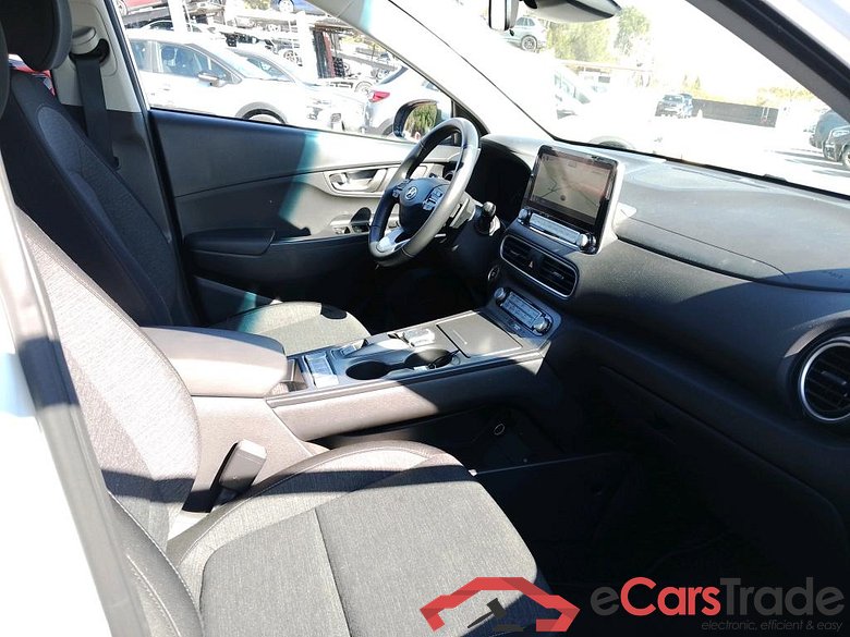HYUNDAI Kona / 2017 / 5P / todoterreno 150kW EV Klass 484km #6