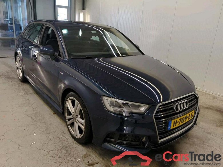 AUDI A3 Sportback 35 TFSI CoD Adv Sp #5