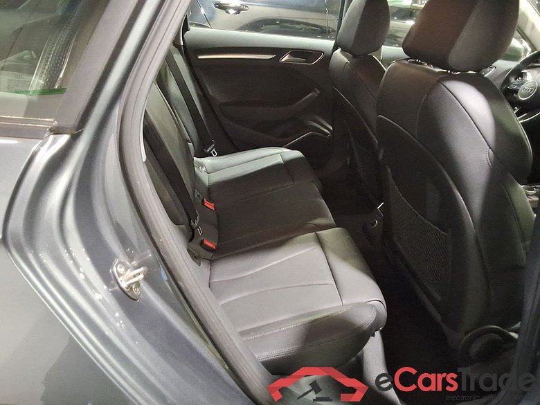 AUDI A3 SPORTBACK DIESEL - 2017 35 TDi Business Ed. Sport S tr.(EU6d-T.) STOCK #5