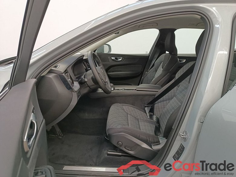 Volvo XC60 B4 D Core Aut. 5d #3