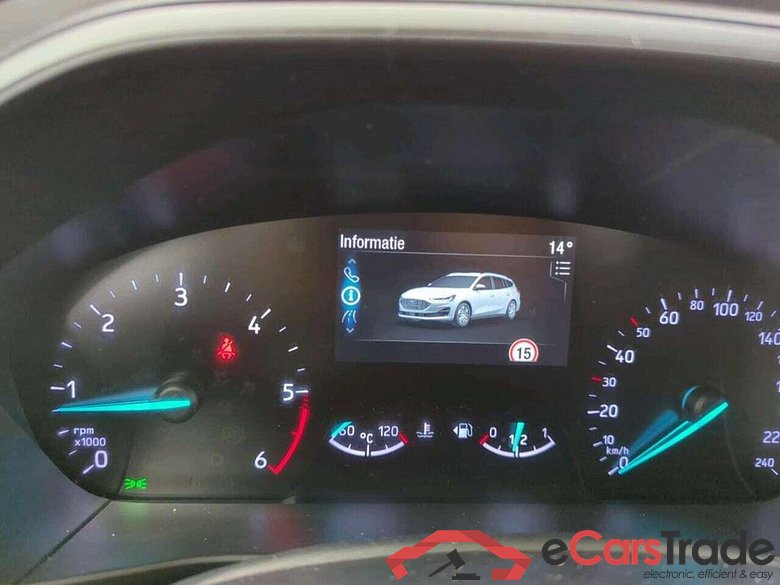 FORD Focus Wagon 1.5 EcoBl. Connected #4