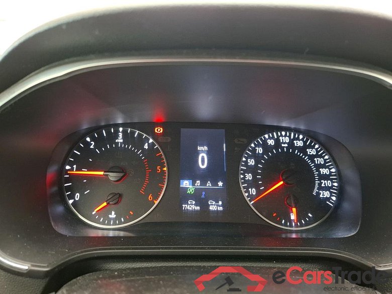 Megane IV Berline 5pt. Société Air Nav 1.5 dCi 90CV BVM6 E6 #6