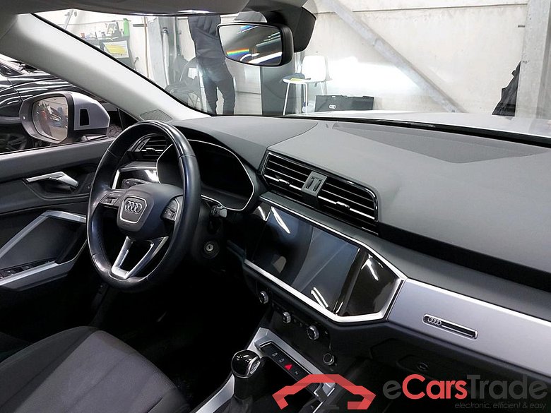 AUDI - AUD Q3 35 TDI S-Tronic Business Edition & Pack Business #3