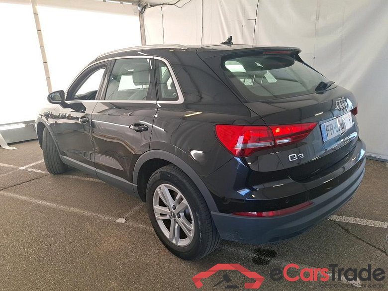 AUDI Q3 / 2018 / 5P / SUV 1.5 35 TFSI 150 S TRONIC DESIGN #2