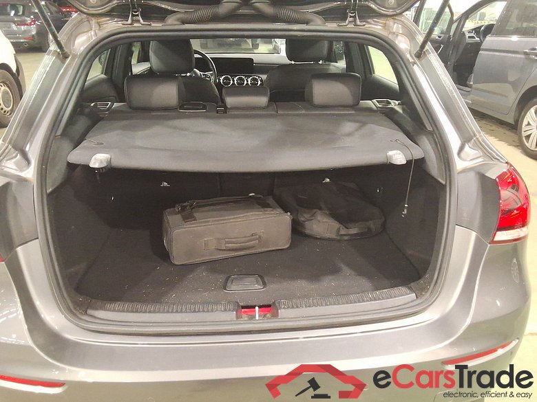 MERCEDES-BENZ CLASS A (W177) A 250 e PHEV Business Solution #3