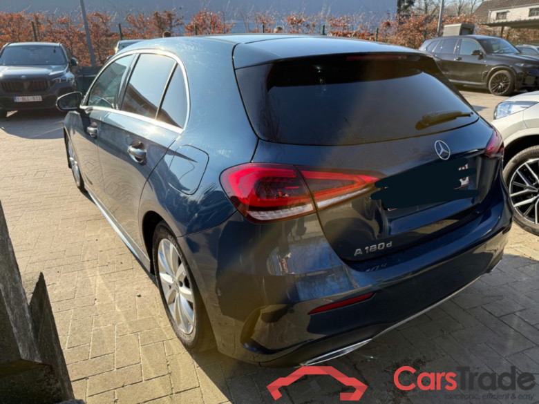Mercedes A 180d AMG Aut. LED-Xenon Widescreen Navi 1/2 Sport-Leather-Alcantara KeylessGo Camera Klima PDC ... #4