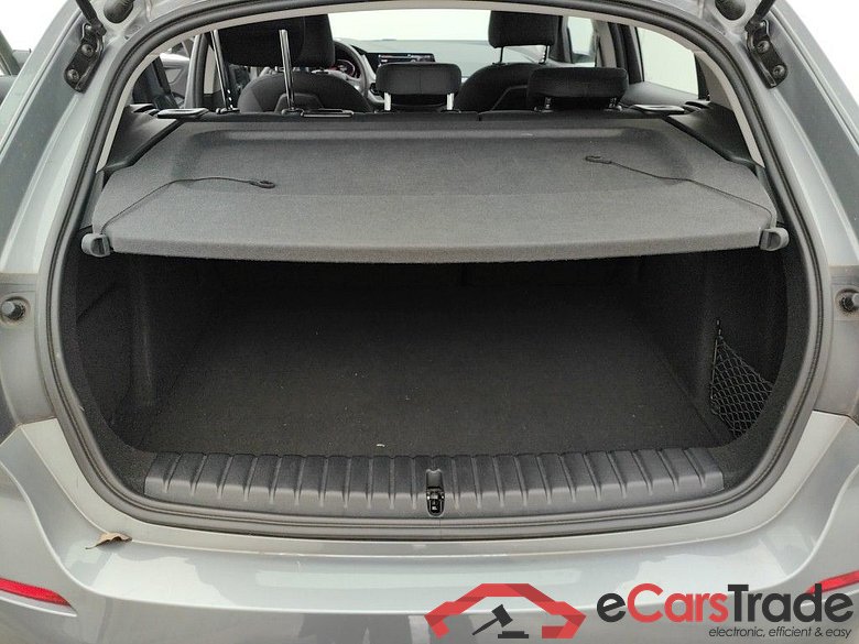 BMW 1 HATCH DIESEL - 2019 118 dA 150hp (EU6AP) 5d #6