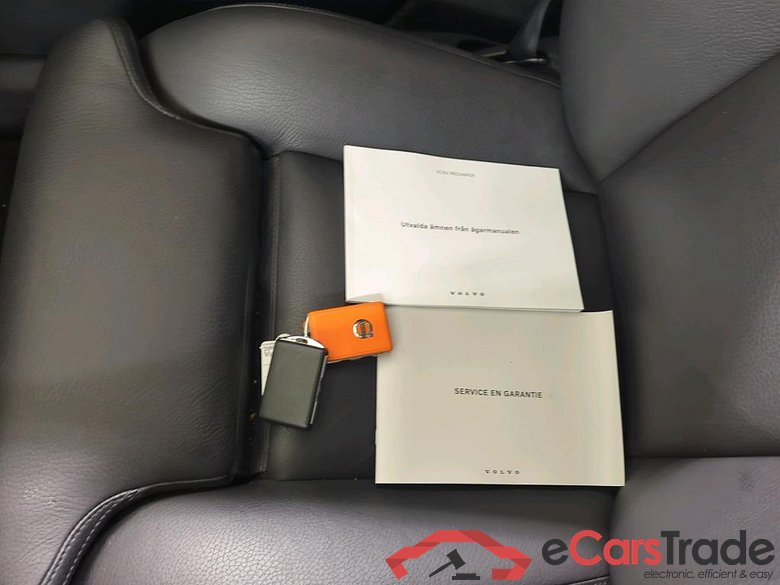 Volvo XC60 T6 AWD Plug-in hybrid Ultimate - Bright 5d #4